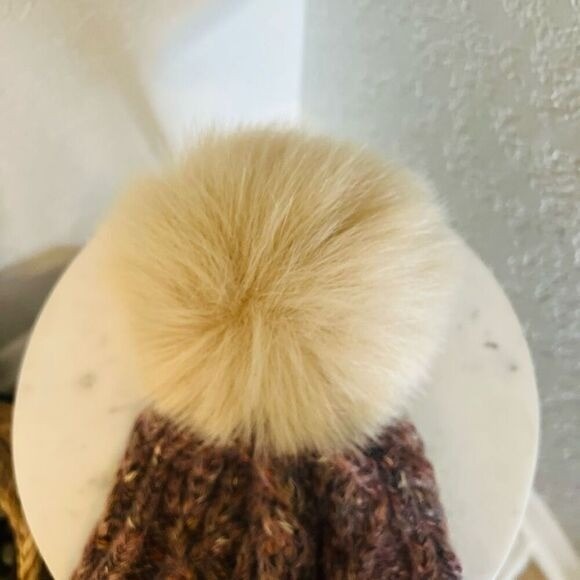 Kyi Kyi Faux Fur Pompom Classic Wool Beanie Hat, Natural/Cream, One Size, Nwt — image 4 of 8